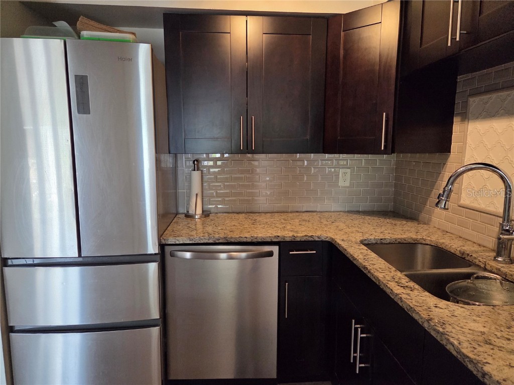 4985 Cobia Drive SE #A Saint Petersburg FL 33705 TB8398691 image2