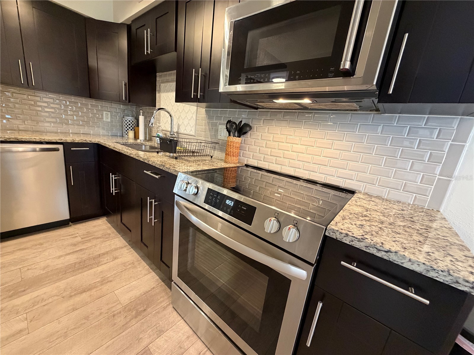 4985 Cobia Drive SE #A Saint Petersburg FL 33705 TB8514370 image3
