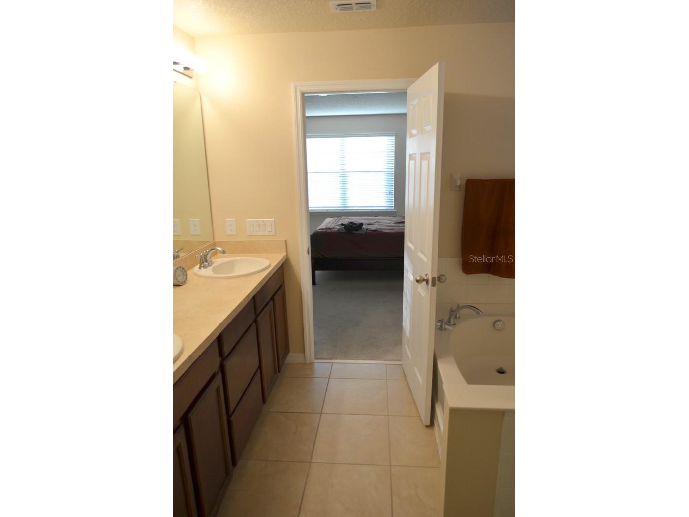 4989 Northlawn Way Orlando FL 32811 O6374329 image12
