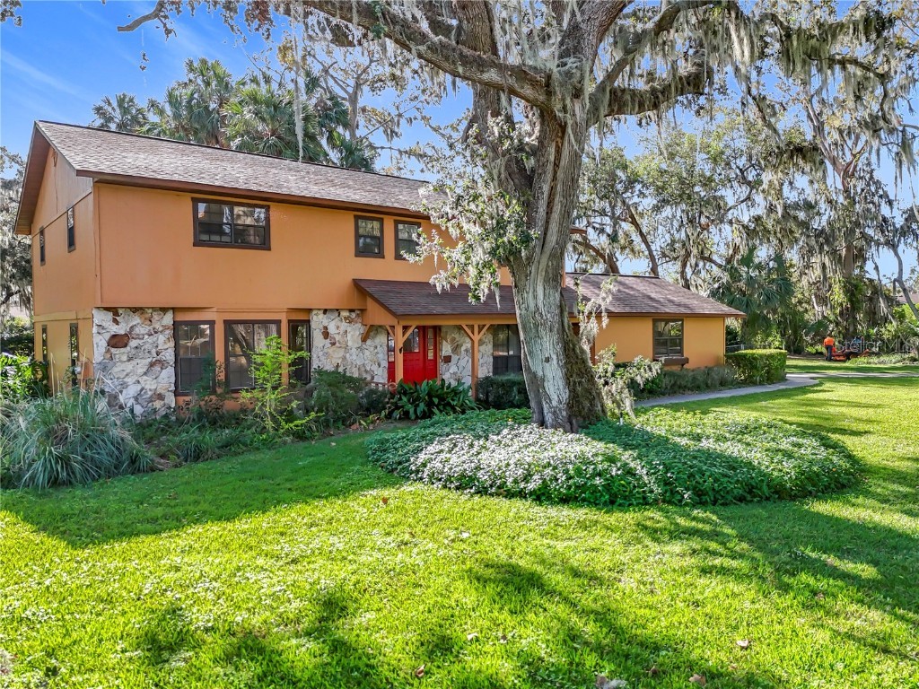 499 Banning Beach Road Tavares FL 32778 G5089327 image1