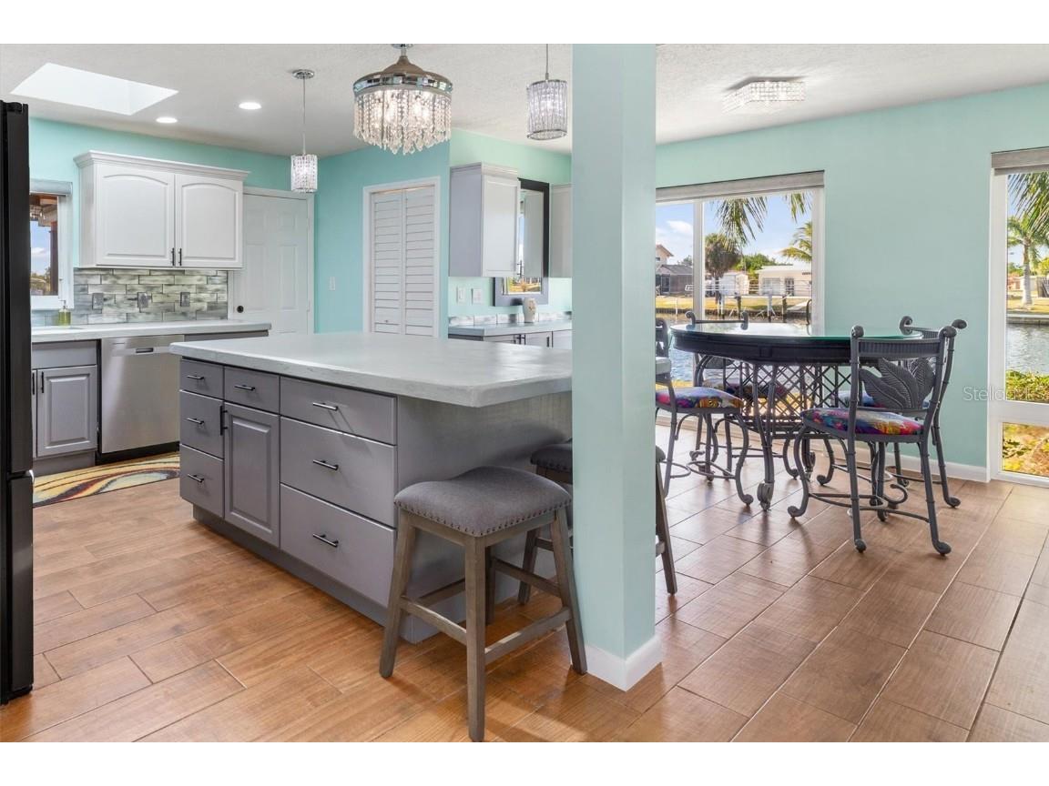 499 Notson Terrace Port Charlotte FL 33952 - LINDLEY WATERWAY A4673349 image10