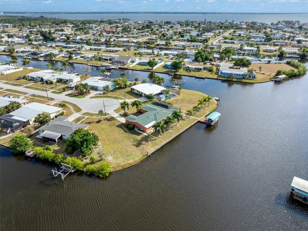 499 Notson Terrace Port Charlotte FL 33952 - LINDLEY WATERWAY A4673349 image46