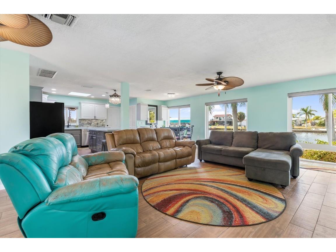 499 Notson Terrace Port Charlotte FL 33952 - LINDLEY WATERWAY A4673349 image6