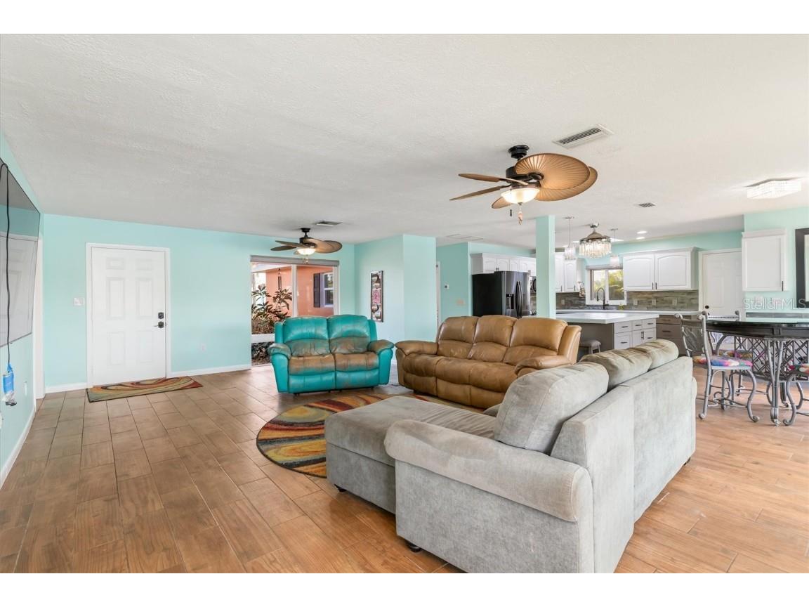 499 Notson Terrace Port Charlotte FL 33952 - LINDLEY WATERWAY A4673349 image7