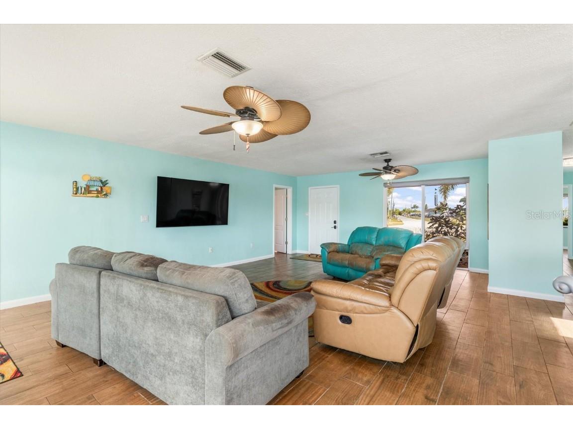 499 Notson Terrace Port Charlotte FL 33952 - LINDLEY WATERWAY A4673349 image8