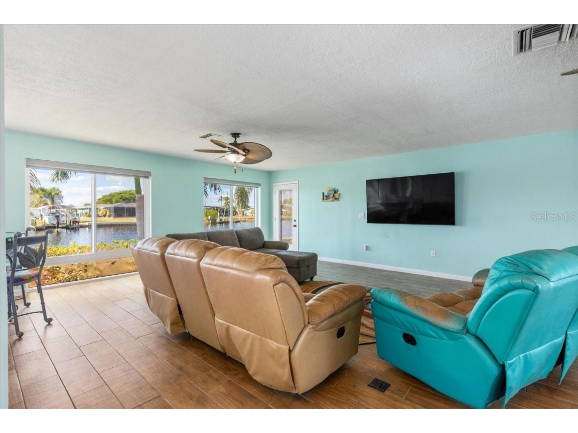 499 Notson Terrace Port Charlotte FL 33952 - LINDLEY WATERWAY A4673349 image9