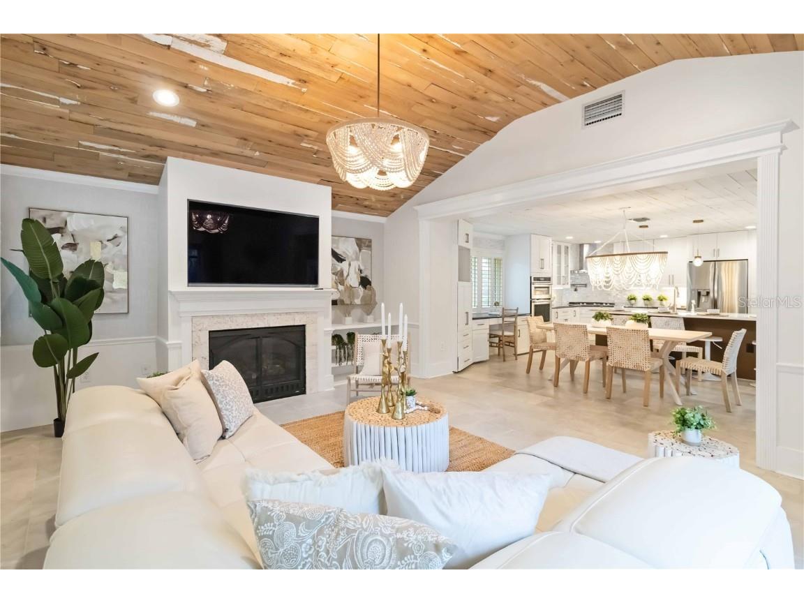 499 Partridge Circle Sarasota FL 34236 A4669490 image12