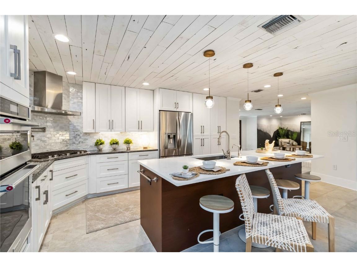 499 Partridge Circle Sarasota FL 34236 A4669490 image18