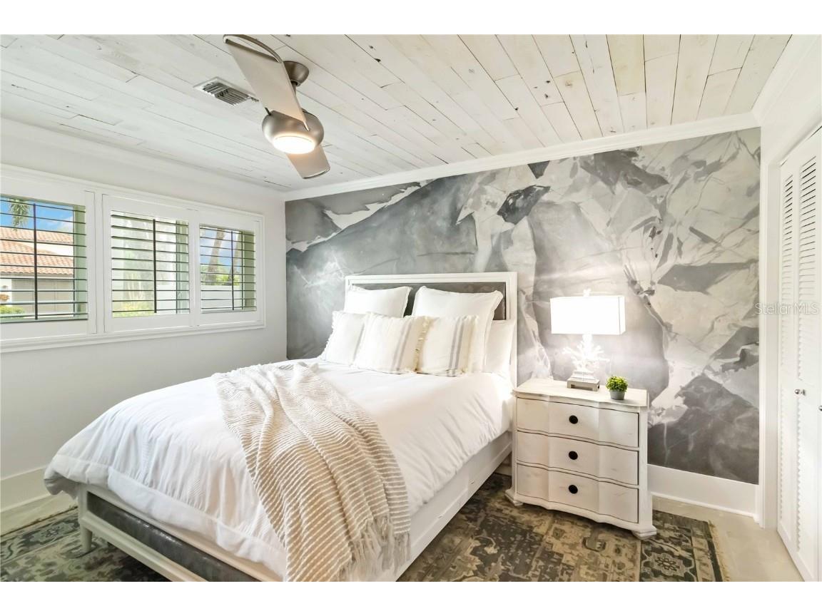 499 Partridge Circle Sarasota FL 34236 A4669490 image23