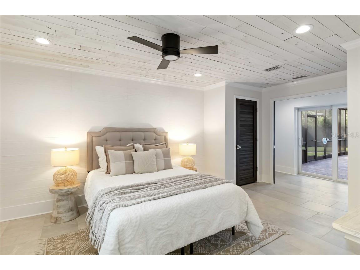 499 Partridge Circle Sarasota FL 34236 A4669490 image32