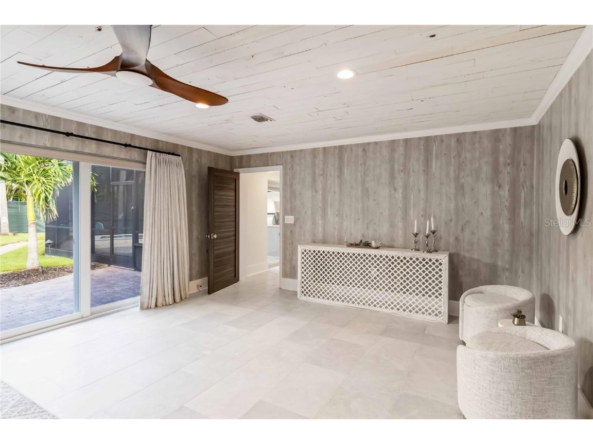 499 Partridge Circle Sarasota FL 34236 A4669490 image38