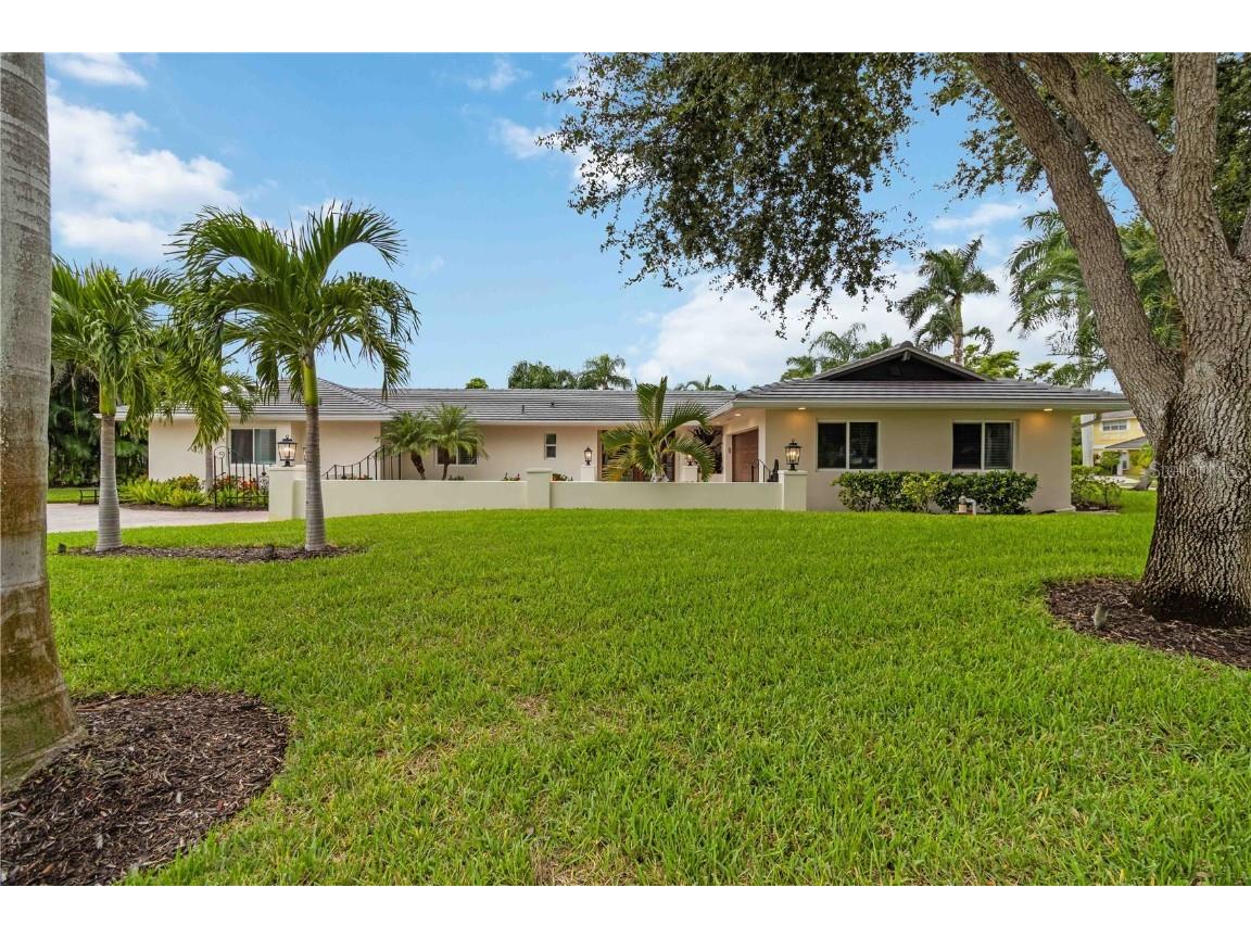 499 Partridge Circle Sarasota FL 34236 A4669490 image4