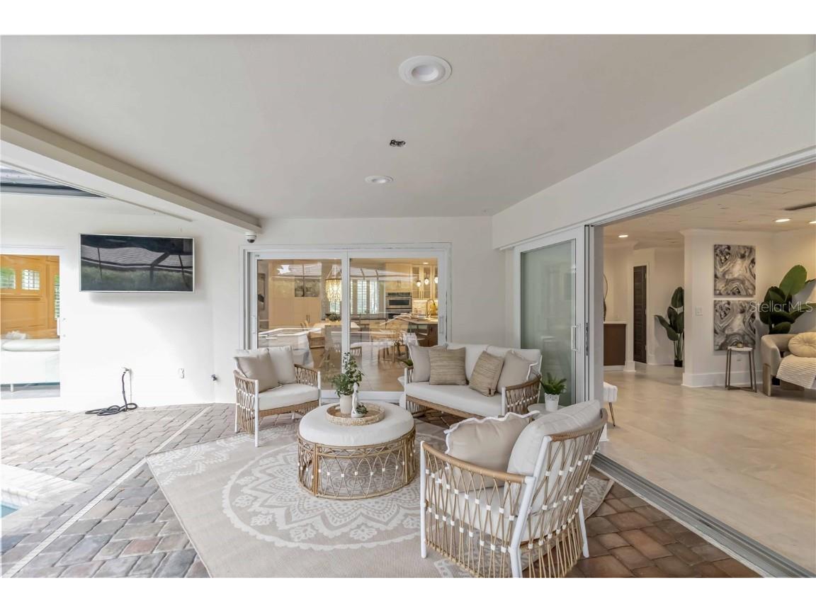 499 Partridge Circle Sarasota FL 34236 A4669490 image43