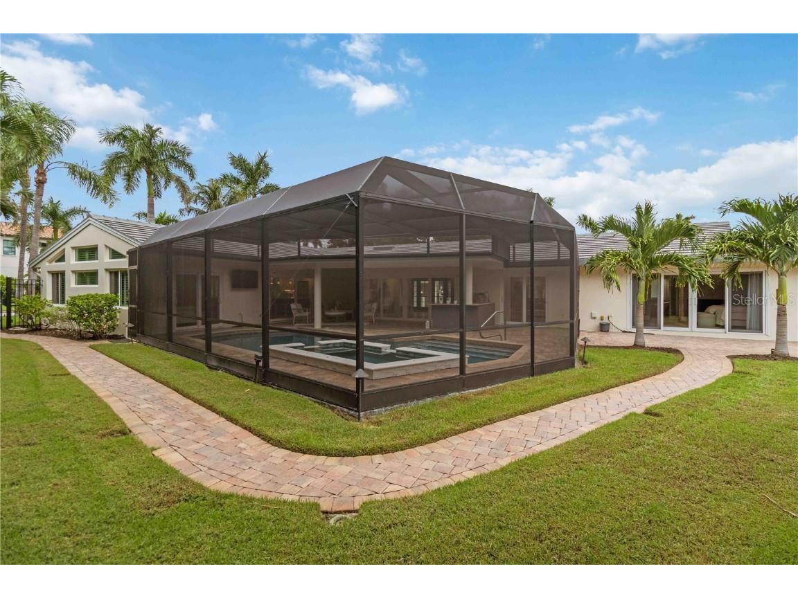 499 Partridge Circle Sarasota FL 34236 A4669490 image48