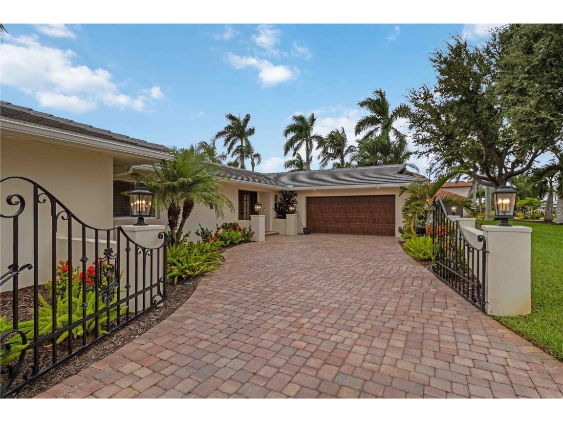 499 Partridge Circle Sarasota FL 34236 A4669490 image6