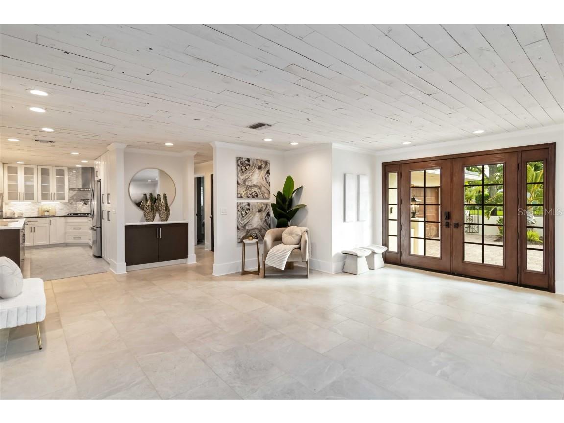 499 Partridge Circle Sarasota FL 34236 A4669490 image8