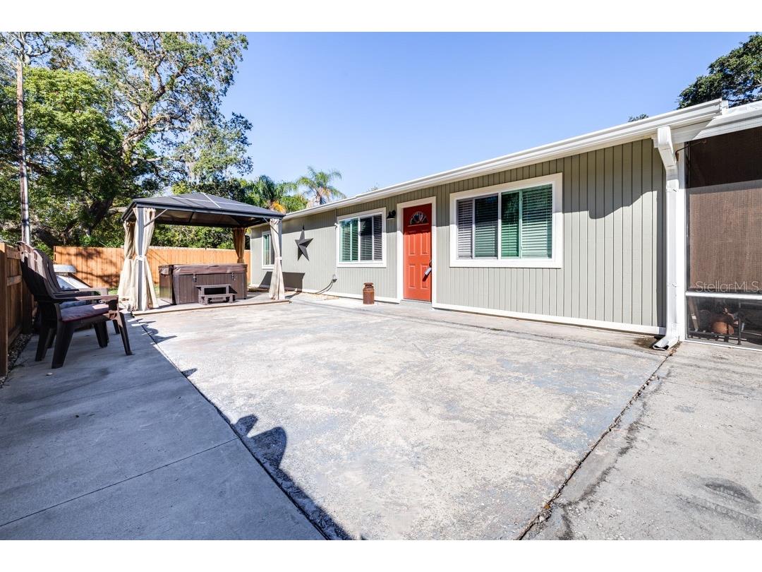 499 Pasaje Avenue Tarpon Springs FL 34689 T3483405 image1