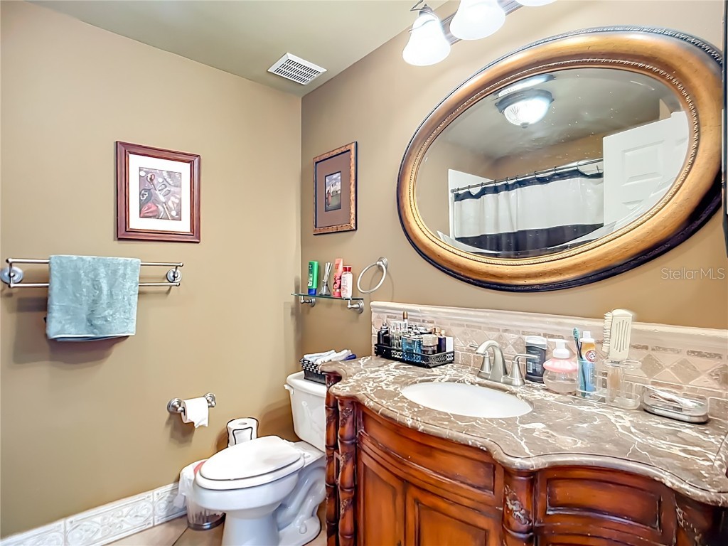 4990 Baraldi Circle #209 Sarasota FL 34235 A4674726 image22