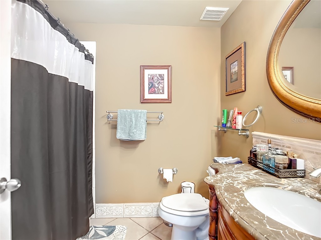 4990 Baraldi Circle #209 Sarasota FL 34235 A4674726 image23