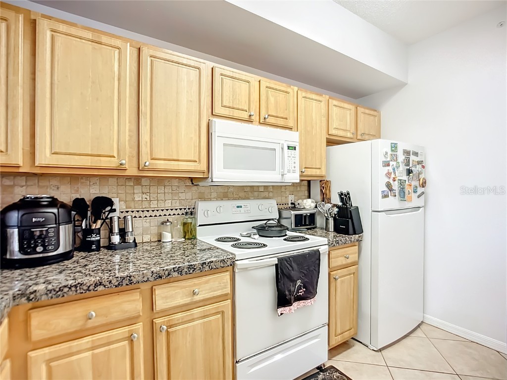4990 Baraldi Circle #209 Sarasota FL 34235 A4674726 image6