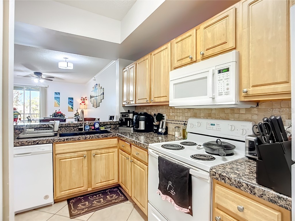4990 Baraldi Circle #209 Sarasota FL 34235 A4674726 image8