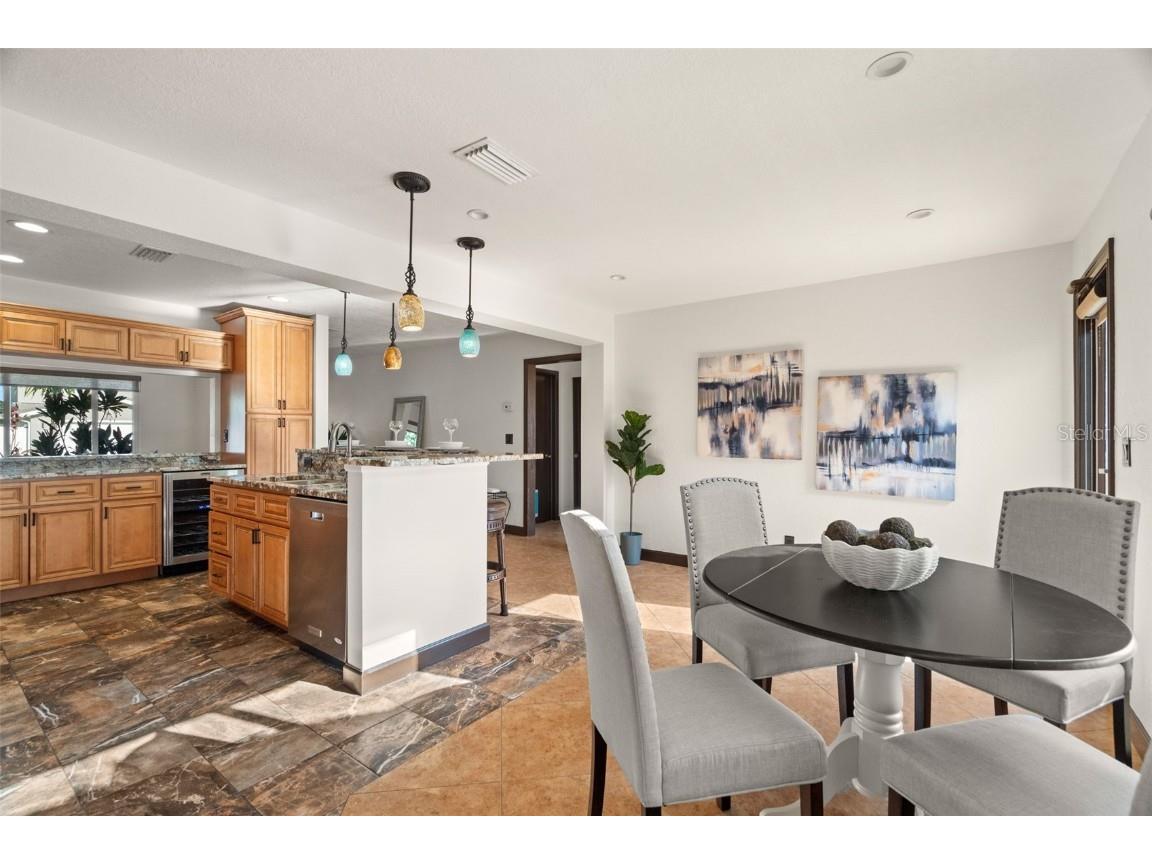 4990 Dover Street NE Saint Petersburg FL 33703 TB8449883 image11