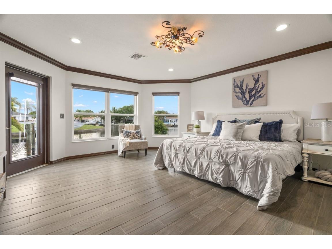 4990 Dover Street NE Saint Petersburg FL 33703 TB8449883 image13