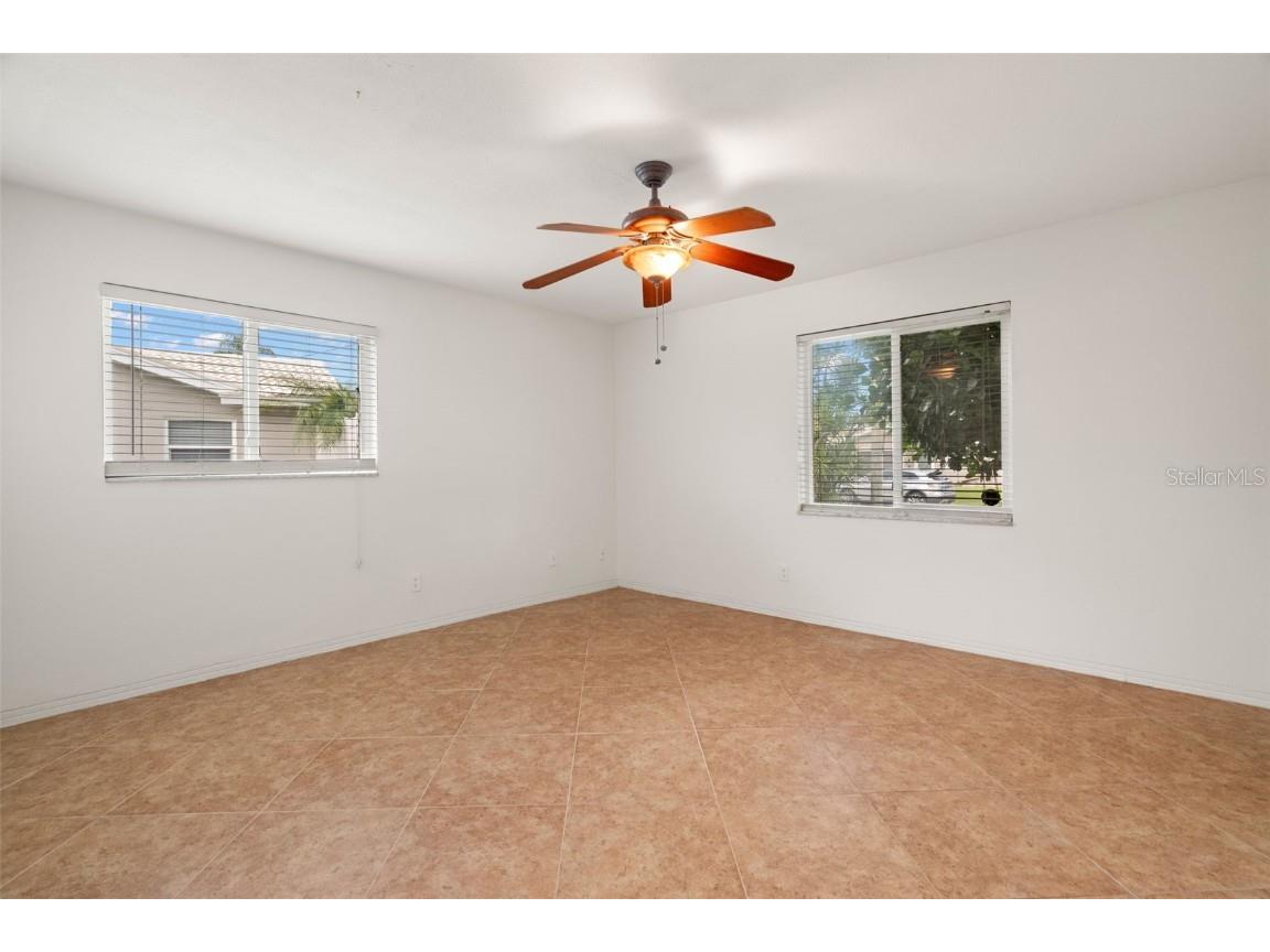 4990 Dover Street NE Saint Petersburg FL 33703 TB8449883 image24