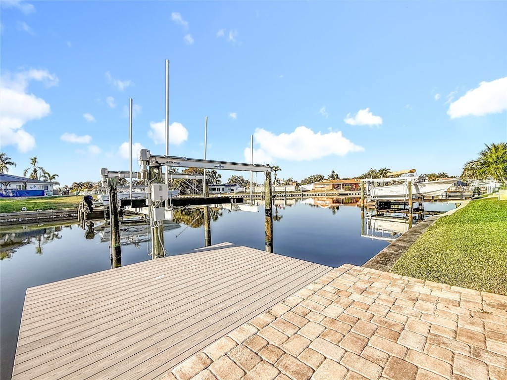 4990 Dover Street NE Saint Petersburg FL 33703 TB8449883 image31