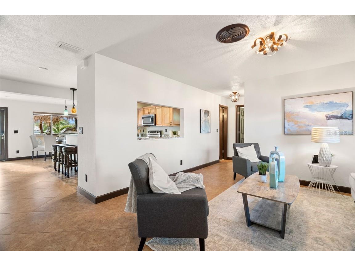 4990 Dover Street NE Saint Petersburg FL 33703 TB8449883 image7