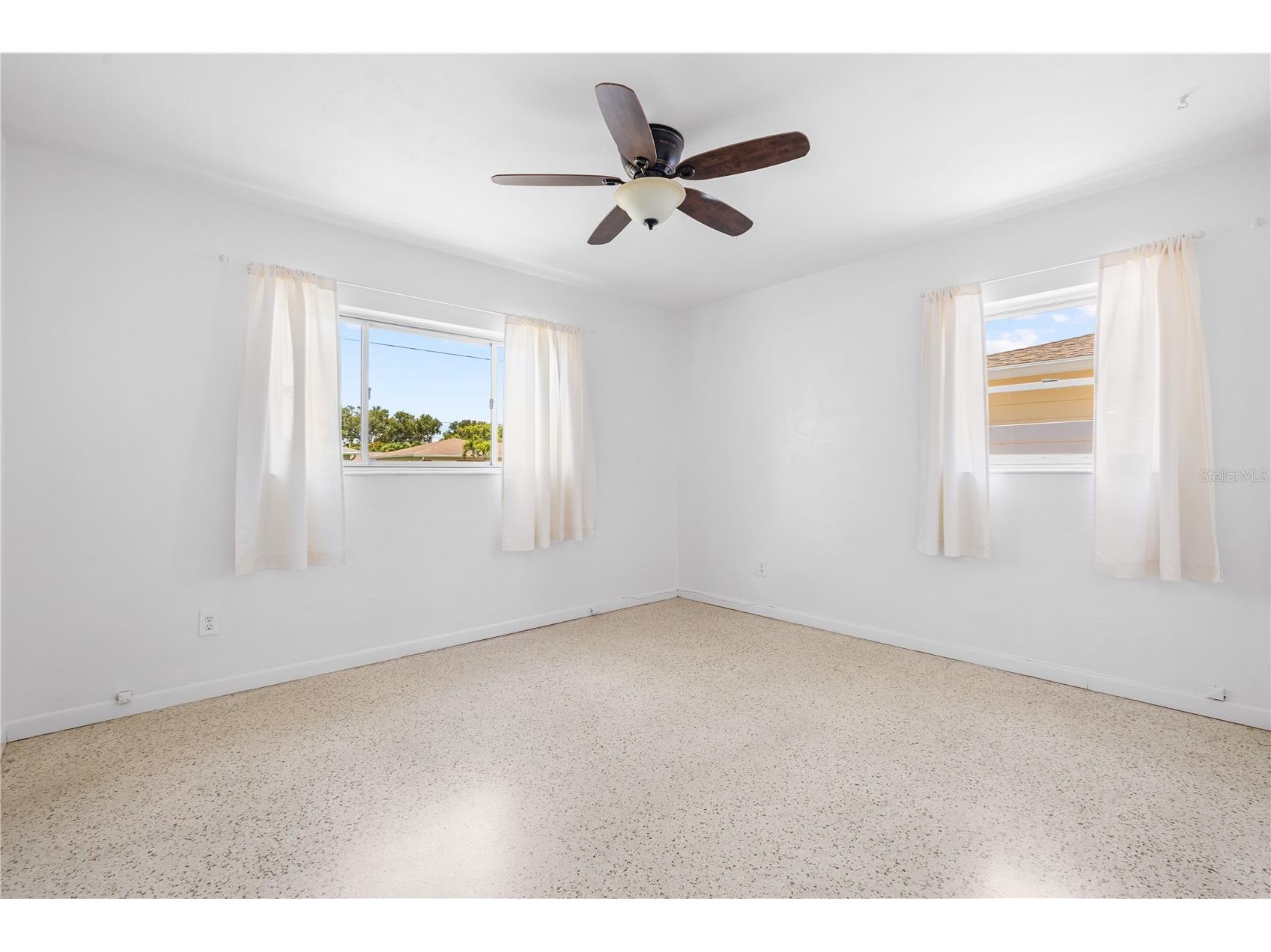 4992 99th Way N Saint Petersburg FL 33708 TB8522441 image13