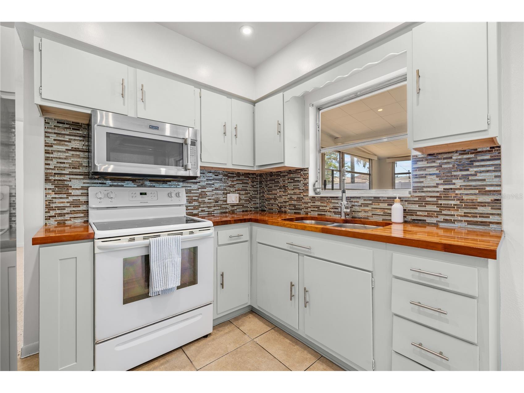 4992 99th Way N Saint Petersburg FL 33708 TB8522441 image8