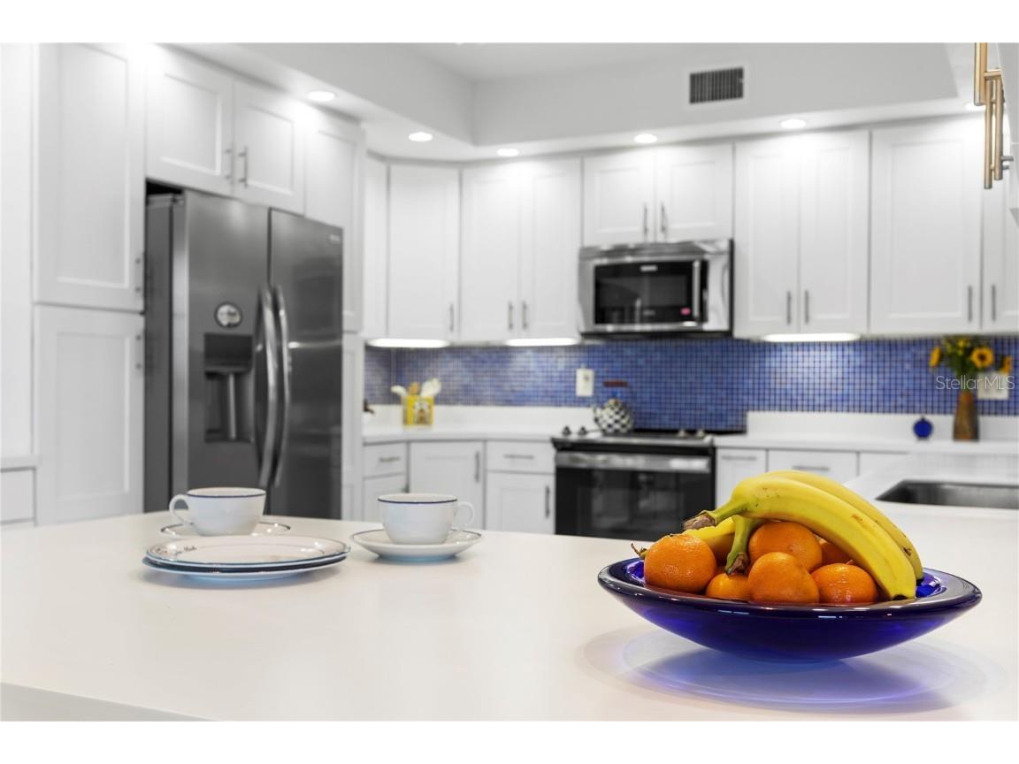 4993 Bacopa Lane S #304 Saint Petersburg FL 33715 - BOCA CIEGA CHANNEL TB8426539 image8