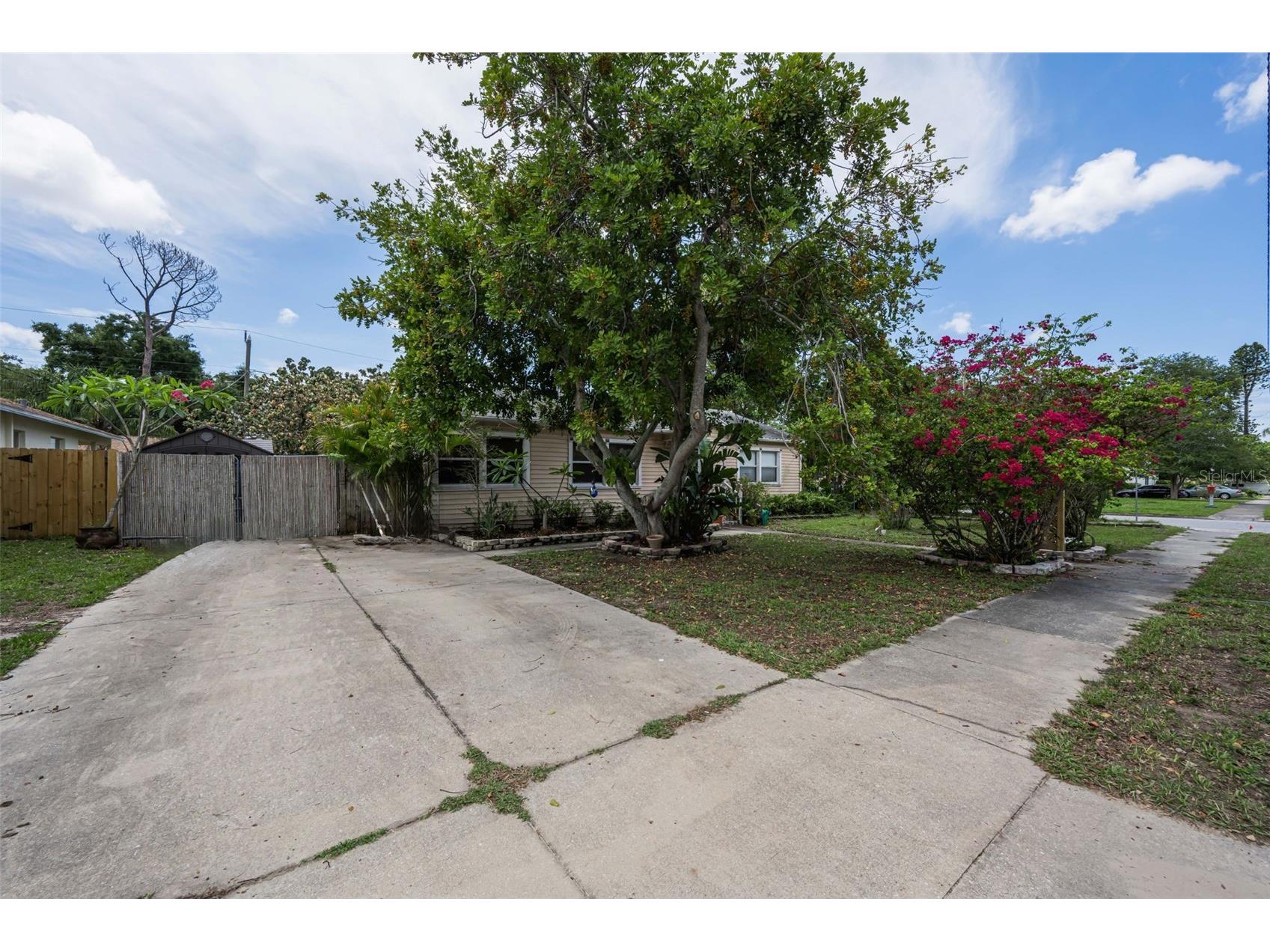 4994 17th Avenue N Saint Petersburg FL 33710 TB8512149 image10