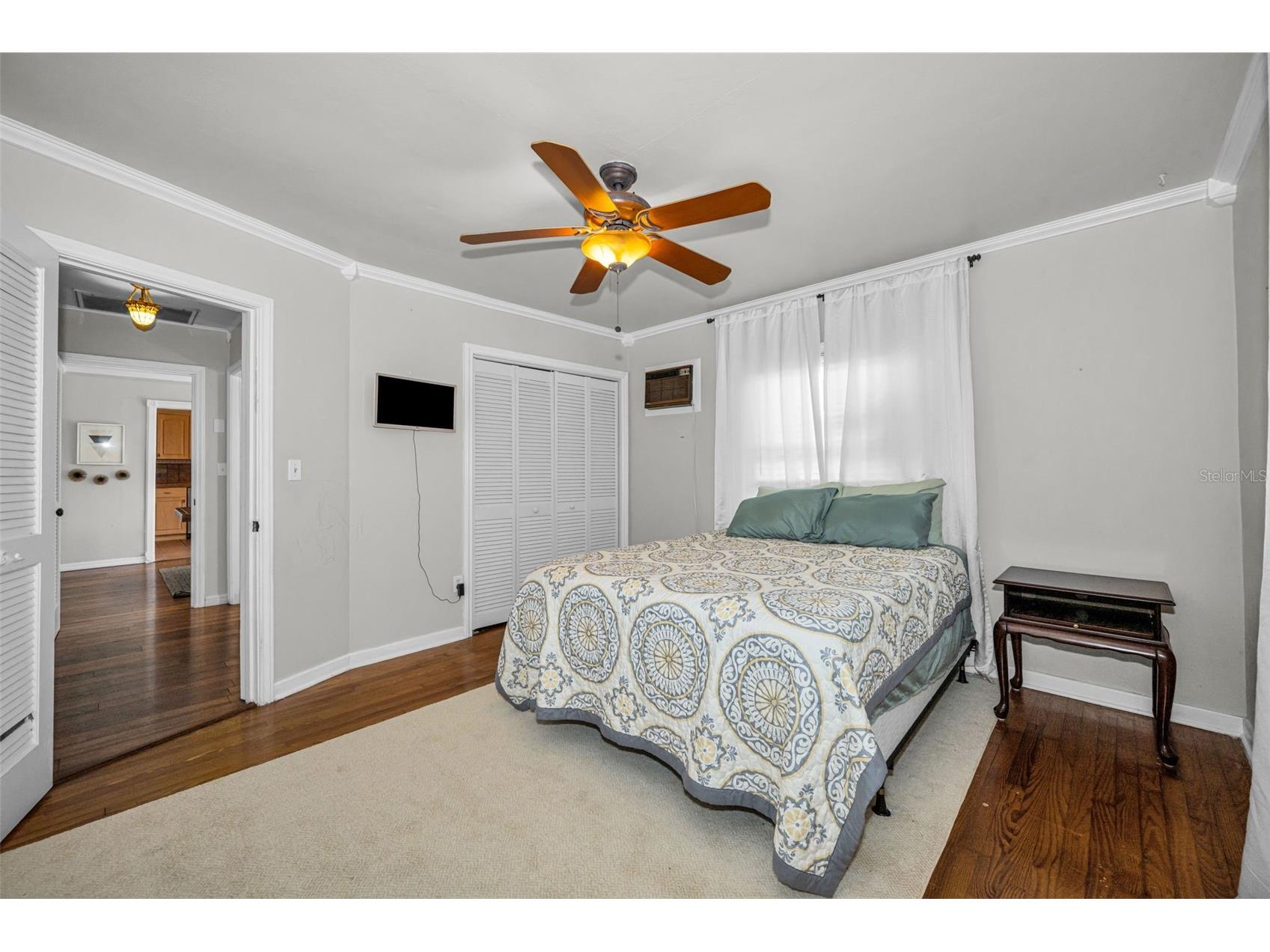 4994 17th Avenue N Saint Petersburg FL 33710 TB8512149 image35