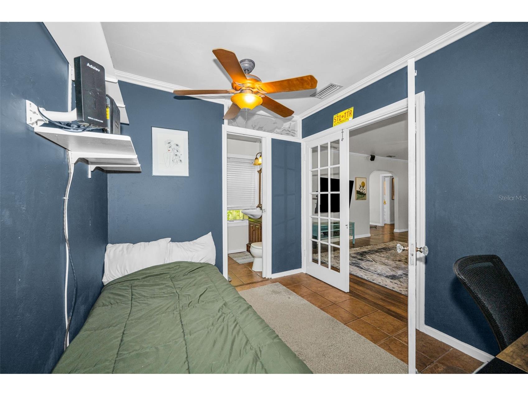 4994 17th Avenue N Saint Petersburg FL 33710 TB8512149 image36