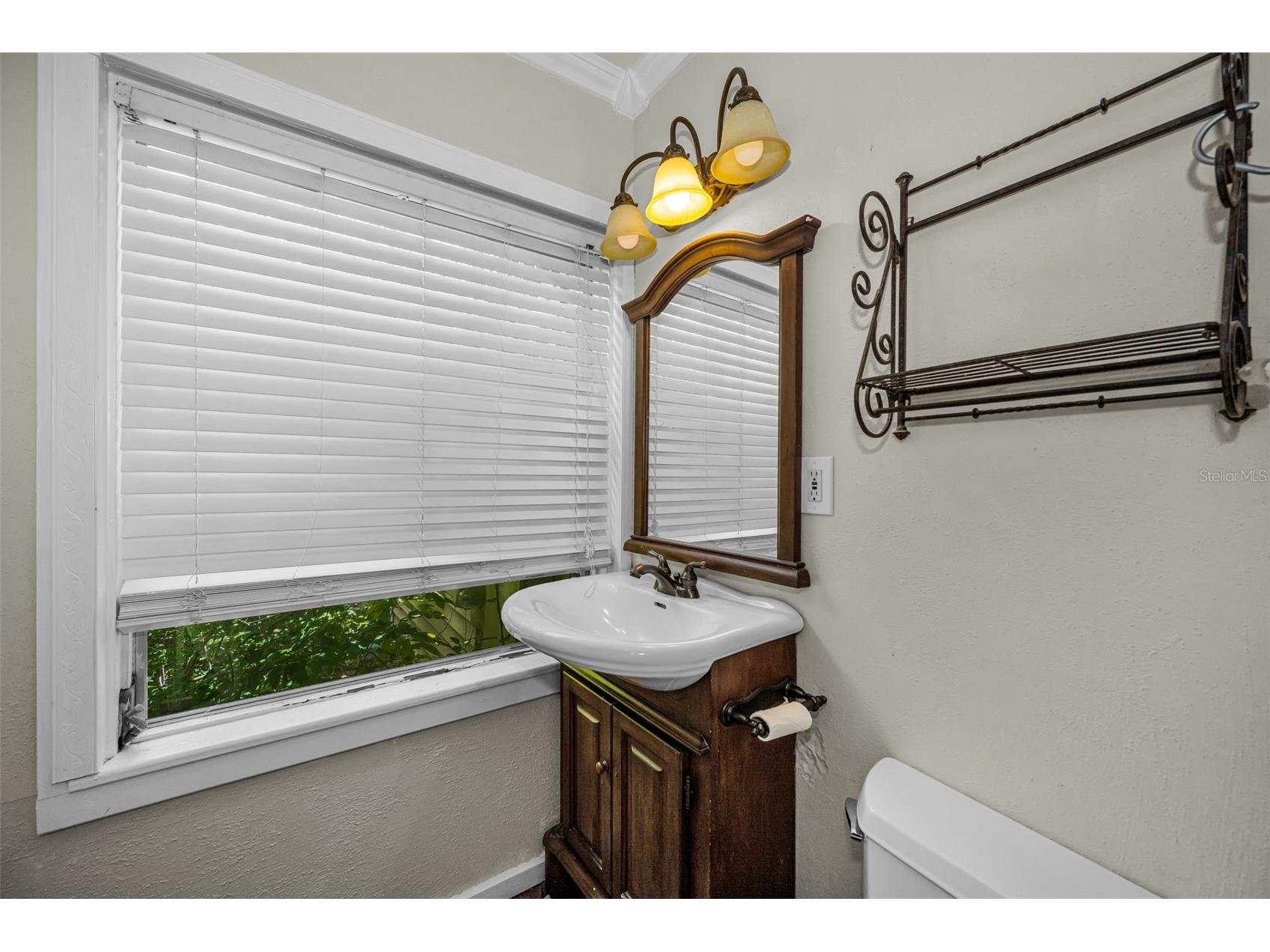 4994 17th Avenue N Saint Petersburg FL 33710 TB8512149 image38