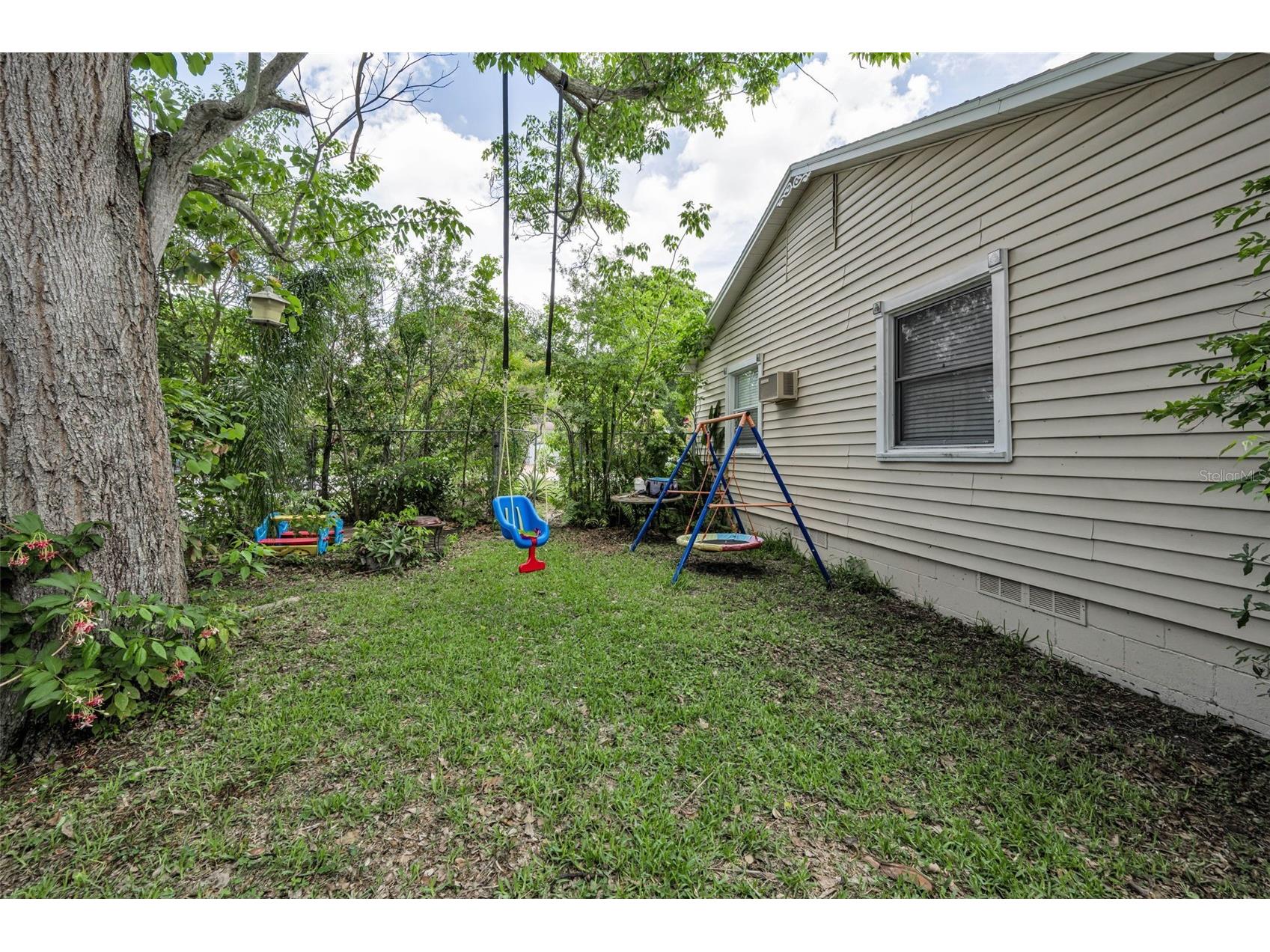 4994 17th Avenue N Saint Petersburg FL 33710 TB8512149 image57