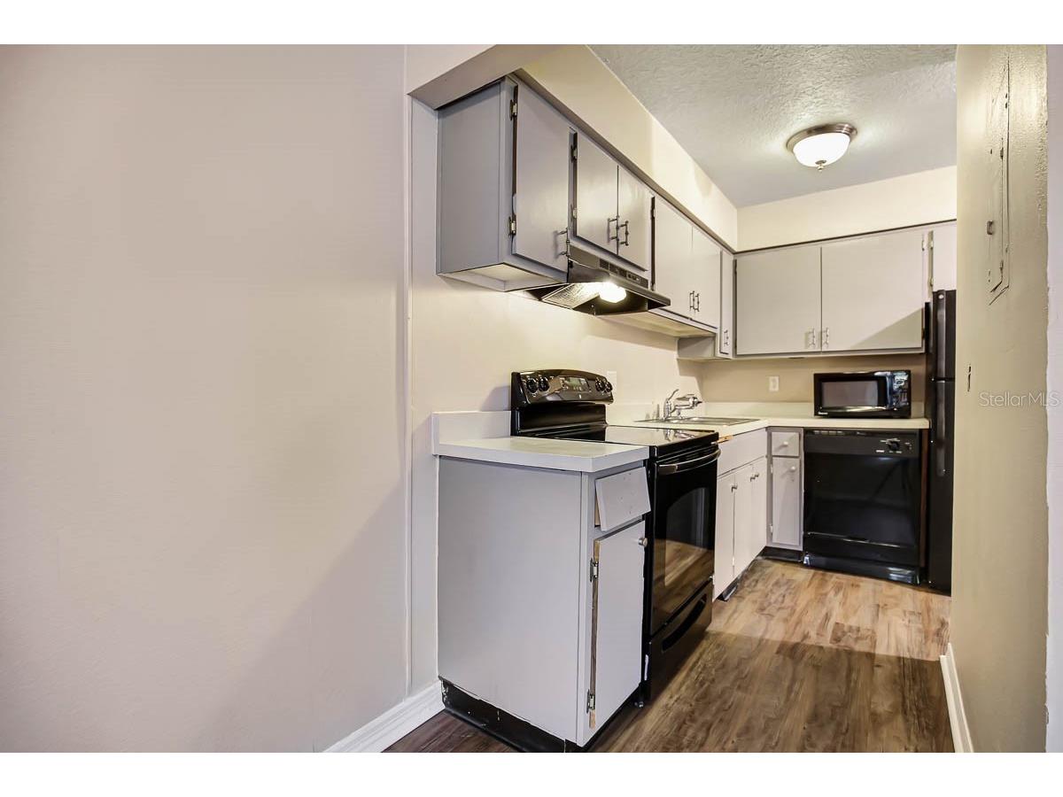 4995 Cobia Drive SE #D Saint Petersburg FL 33705 TB8526567 image6