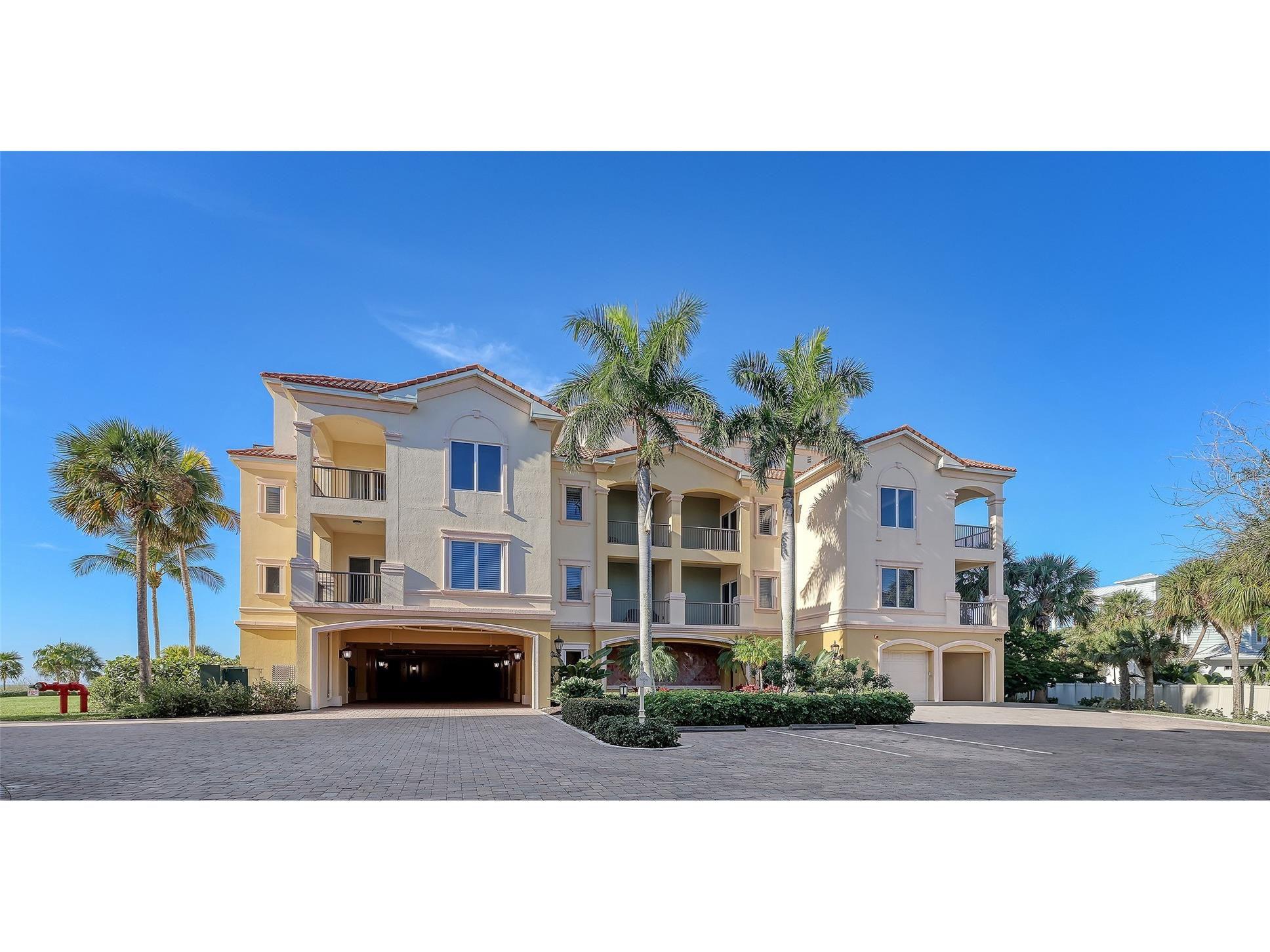 4995 Gulf Of Mexico Drive #500 Longboat Key FL 34228 A4677613 image1