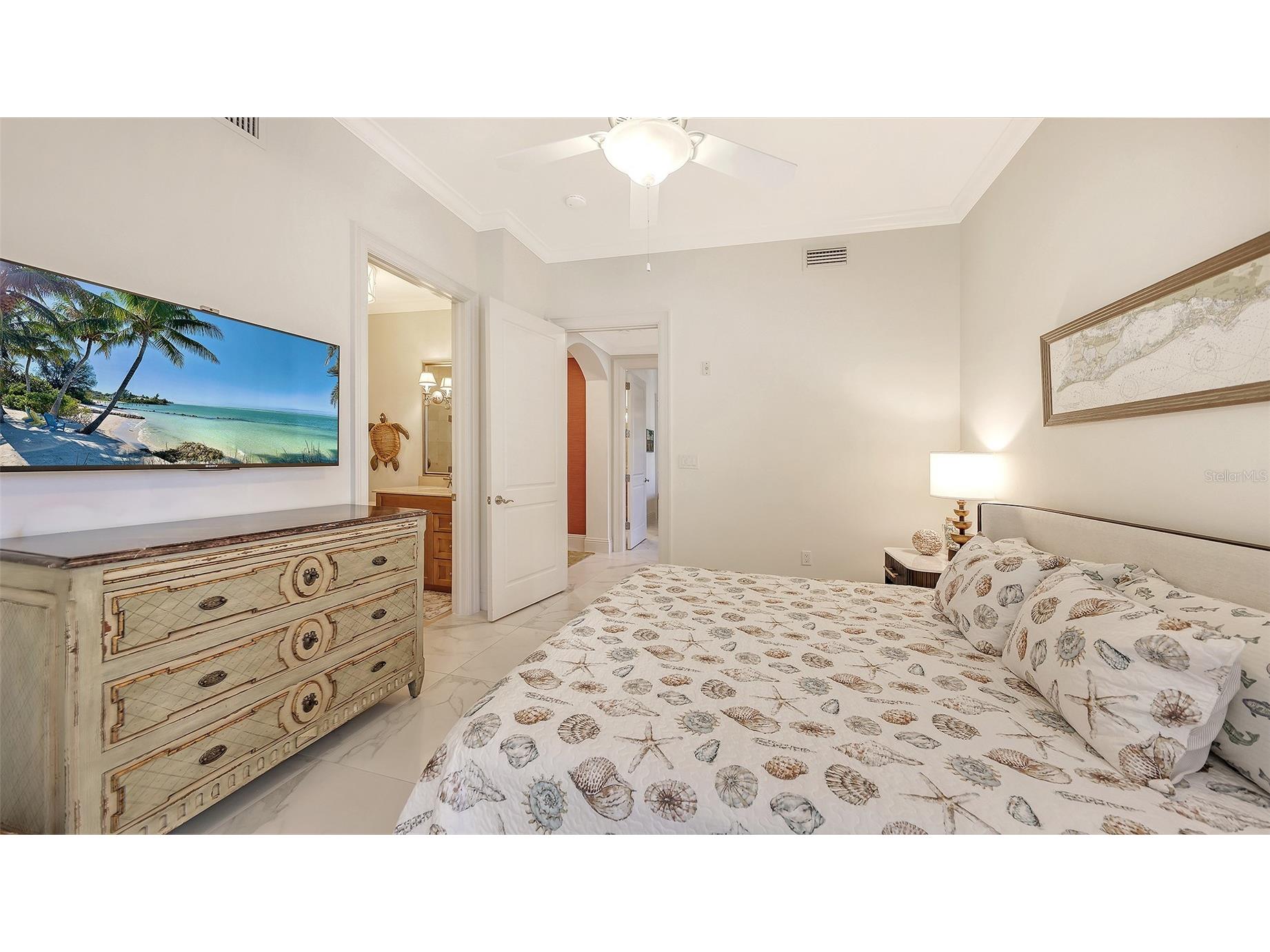 4995 Gulf Of Mexico Drive #500 Longboat Key FL 34228 A4677613 image35
