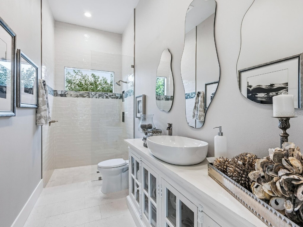 4996 Western Docks Lane Nokomis FL 34275 - INTRACOASTAL WATERWAY TO GULF A4671915 image29