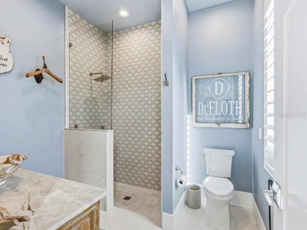 4996 Western Docks Lane Nokomis FL 34275 - INTRACOASTAL WATERWAY TO GULF A4671915 image32