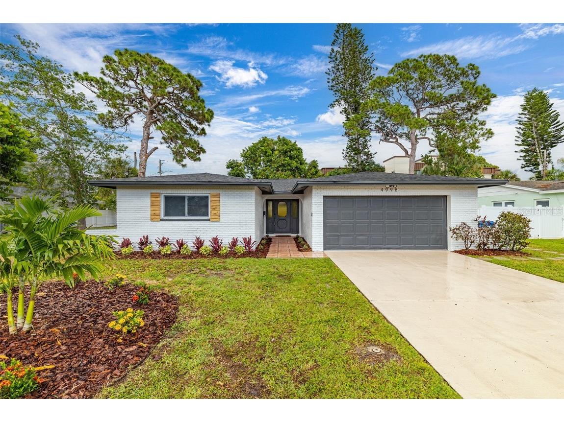 4998 38th Lane S Saint Petersburg FL 33711 U8202482 image1