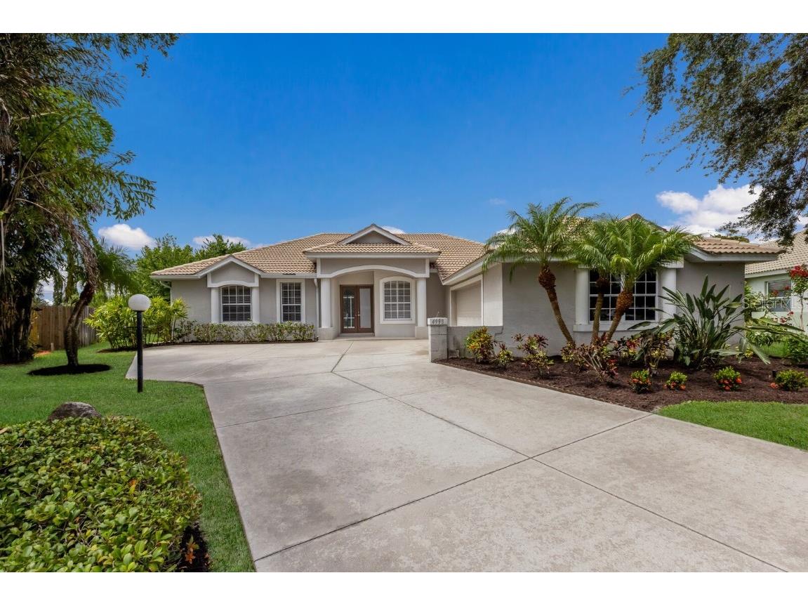 4998 Cedar Oak Way Sarasota FL 34233 A4655323 image1