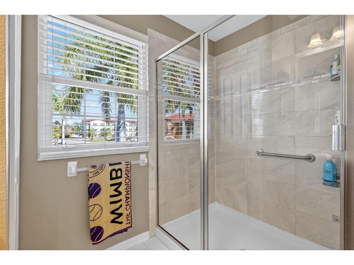 4999 Oarsman Court Sarasota FL 34243 A4672120 image32