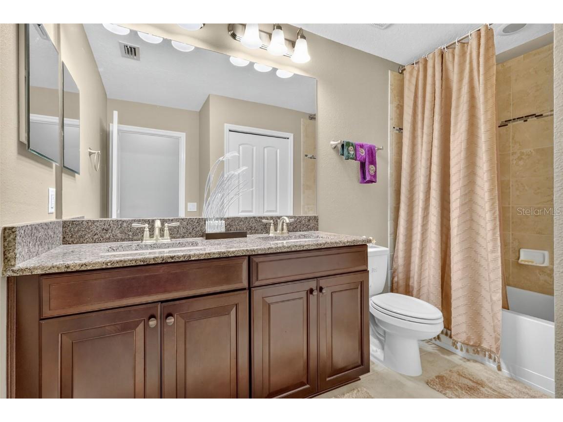 4999 Oarsman Court Sarasota FL 34243 A4672120 image33