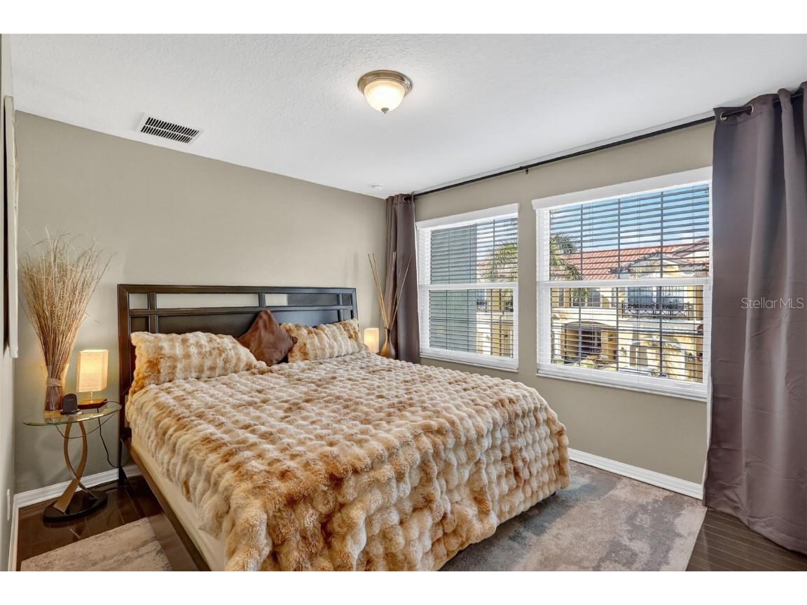 4999 Oarsman Court Sarasota FL 34243 A4672120 image36