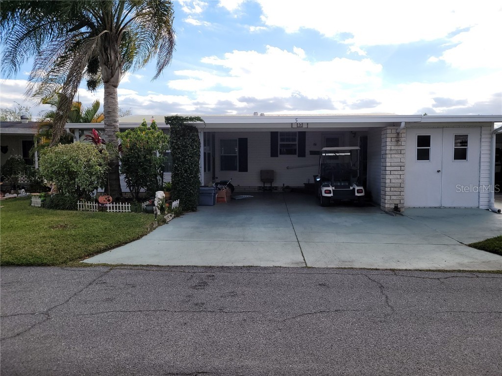 5 Edinburgh Drive Haines City FL 33844 - LAKE HENRY P4918367 image1