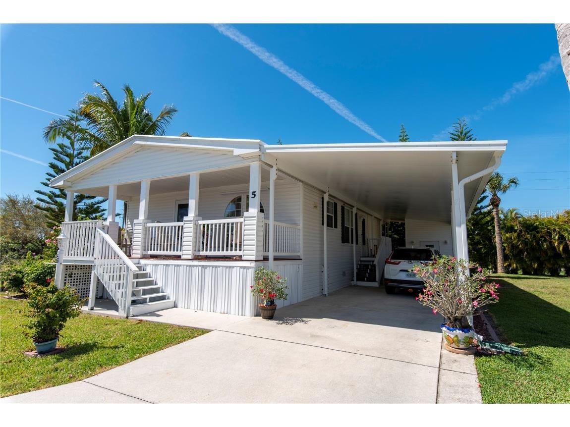 5 Holland Drive Punta Gorda FL 33950 C7457223 image1